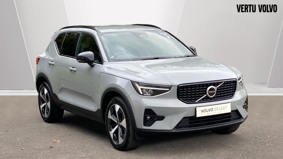 Volvo XC40 2.0 B3P Plus Dark 5dr Auto Petrol Estate